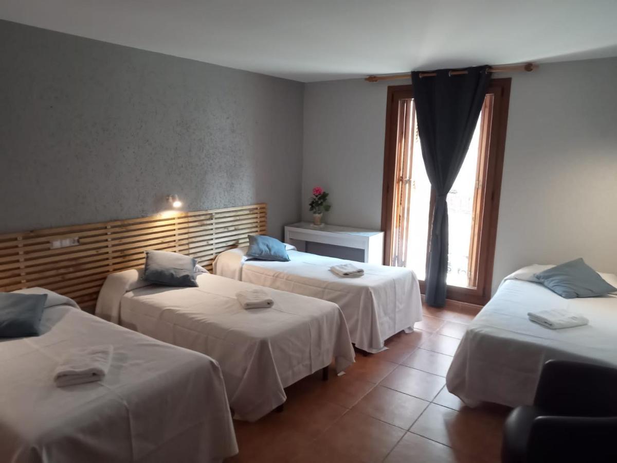 Hotel Acebo Plaza Mayor Хака Экстерьер фото