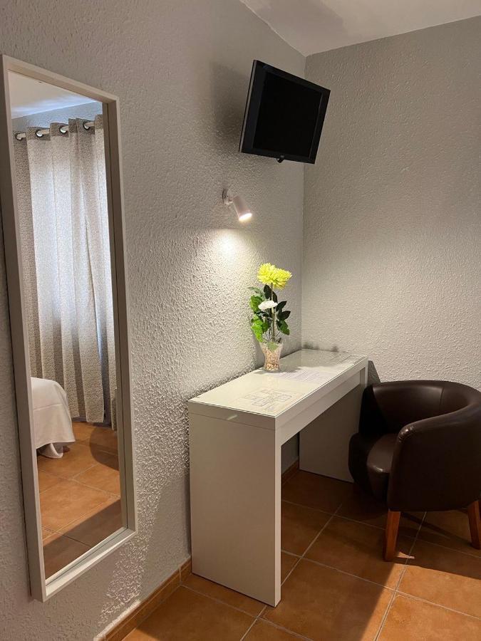Hotel Acebo Plaza Mayor Хака Экстерьер фото