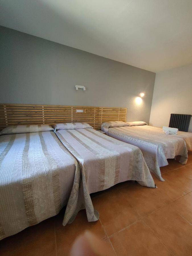 Hotel Acebo Plaza Mayor Хака Экстерьер фото